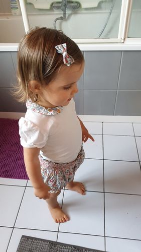 Customer photo review of Barrette Liberty "Betsy Ann porcelaine"