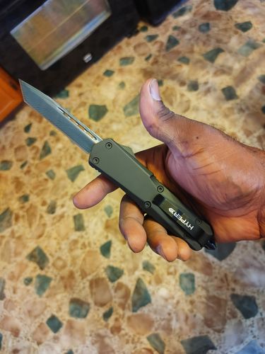 Customer photo review of BLUE RAVEN (Pre-Sale)