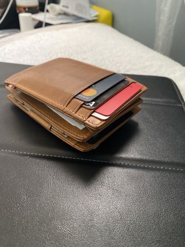Customer photo review of Magistrale Magic Wallet Brushed