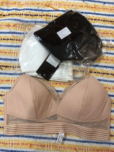 Customer photo review of 1# HOT SUMMER COLLECTION Comfy Seamless Low Back Bra