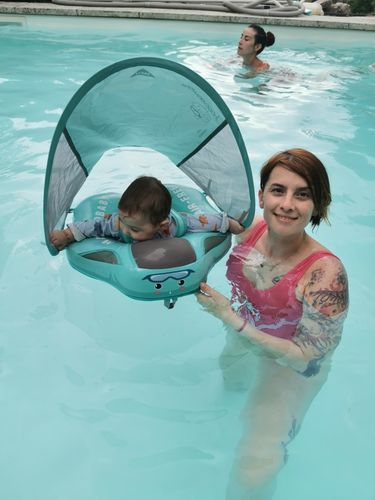 Customer photo review of BabyFloat™ - Bouée de piscine avec anneau flotteur anti UV pour bébé
