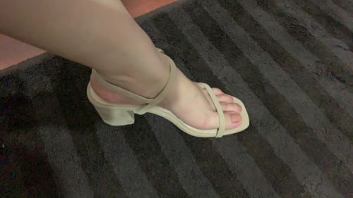 Customer photo review of Pria Beige