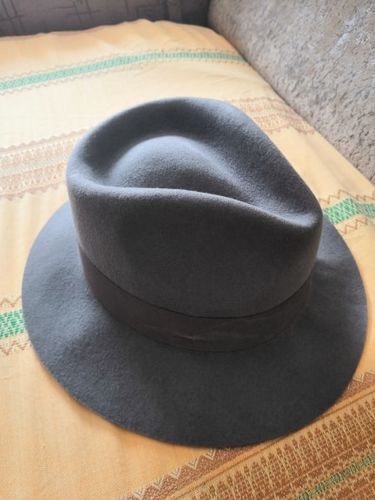 Customer photo review of The New Yorker : Wool Derby Style Fedora Hat