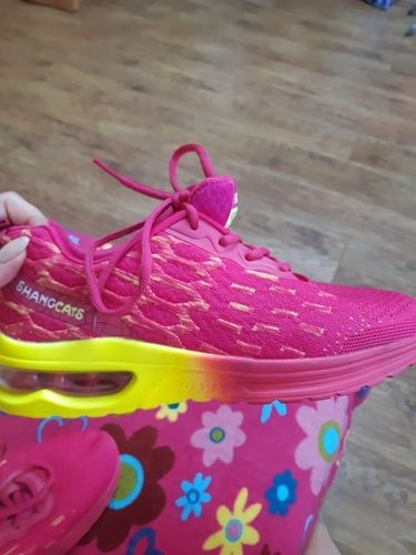 Customer photo review of Comfortable Lightweight Running Shoes for Women