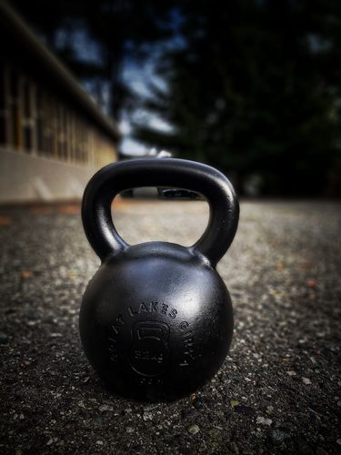 Customer photo review of 32kg / 70lbs E-coated Cast Iron Kettlebell