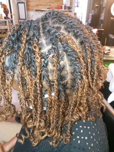 Customer photo review of Braids, Loc & Twist Firm Hold Pomade | 4 oz