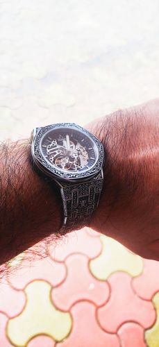 Customer photo review of Bermuda Skeleton