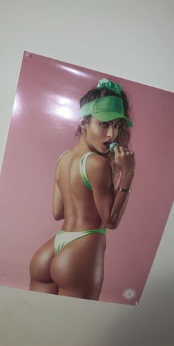 Customer photo review of Sommer Ray Poster - Green Back View