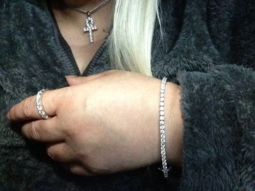 Customer photo review of VVS Moissanite Tennis Bracelet 925 Silver