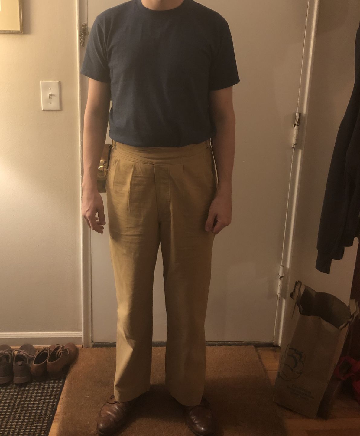 Customer photo review of British Army Gurkha Bermuda Pants - Khaki