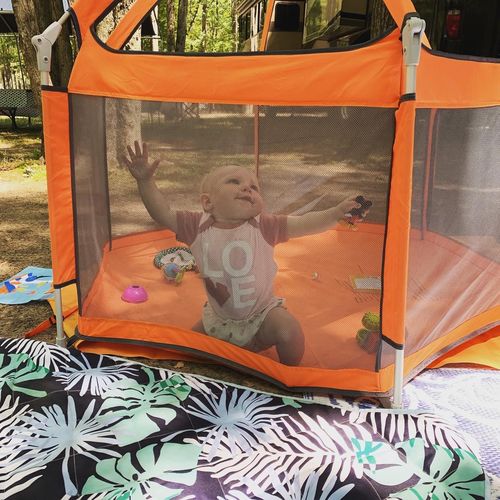 Customer photo review of Pop N' Go® Playpen