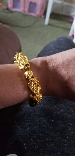 Customer photo review of Golden Pi Xiu Bracelet
