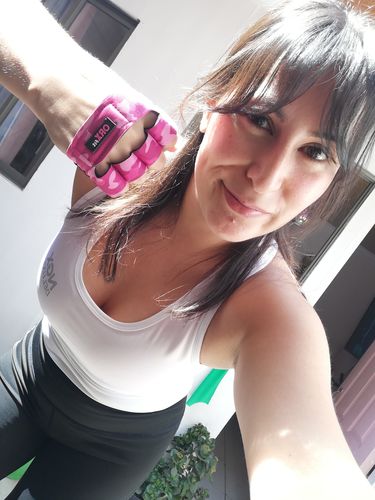 Customer photo review of Guantes Pesas GRAB Mujer