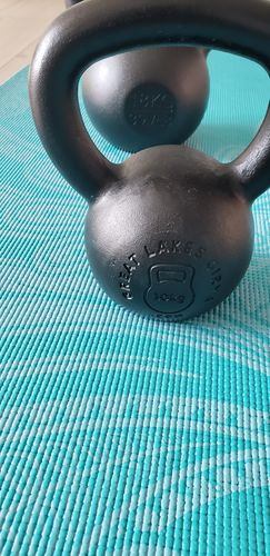 Customer photo review of 18kg / 40lbs E-coated Cast Iron Kettlebell