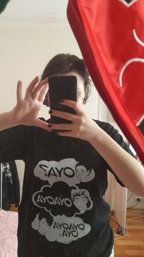 Customer photo review of Haikyuu - "Oya Oya" T-shirt