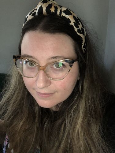 Customer photo review of SILK LEOPARD PRINT HEADBAND
