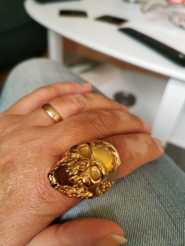 Customer photo review of SKULL RIDER GOLD RING