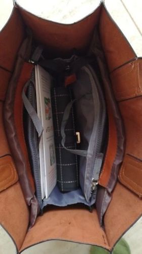 Customer photo review of EasySwap™ Handbag Organizer