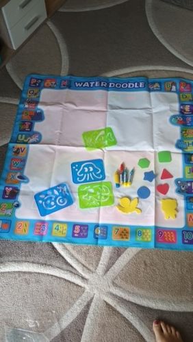 Customer photo review of AQUADOODL™ - Tapis dessin magique 4 couleurs pour bébé