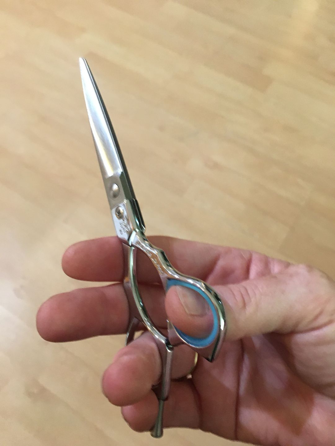 Customer photo review of Yasaka Offset Hair Cutting Shears