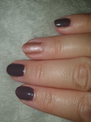 Customer photo review of Bluesky Glitter Shimmer Nail Gel Polish - COPPER ROSE - UV/LED Soak Off 10ml