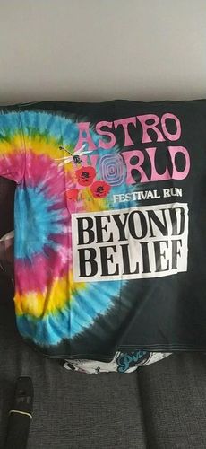 Customer photo review of Astroworld "Festival Run" Tie-Dye Tee