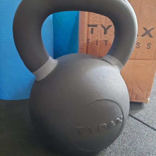 Customer photo review of Tydax Powder Coated Kettlebell