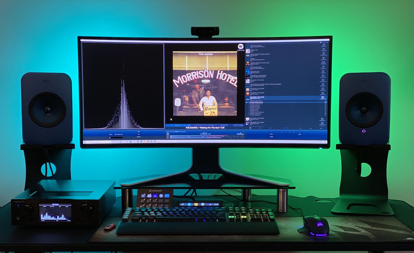 Customer photo review of SOUNDRISE PRO Studio Monitor Stands 9" | Made in USA | Pair