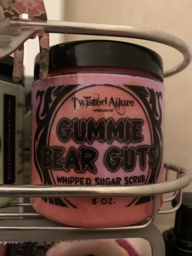 Customer photo review of Gummie Bear Guts Sugar Scrub