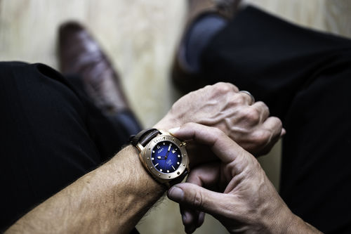 Customer photo review of Aquacy Bronze CuSn8 Series Automatic Men's 200m Watch 44mm Black/Blue Dial Brown Strap