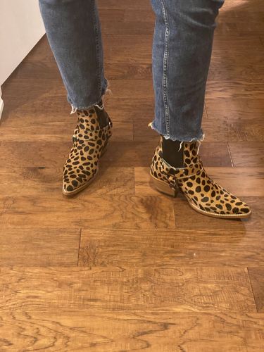 Customer photo review of No.1001 FREEWAY chelsea boot Dalmatian Women's