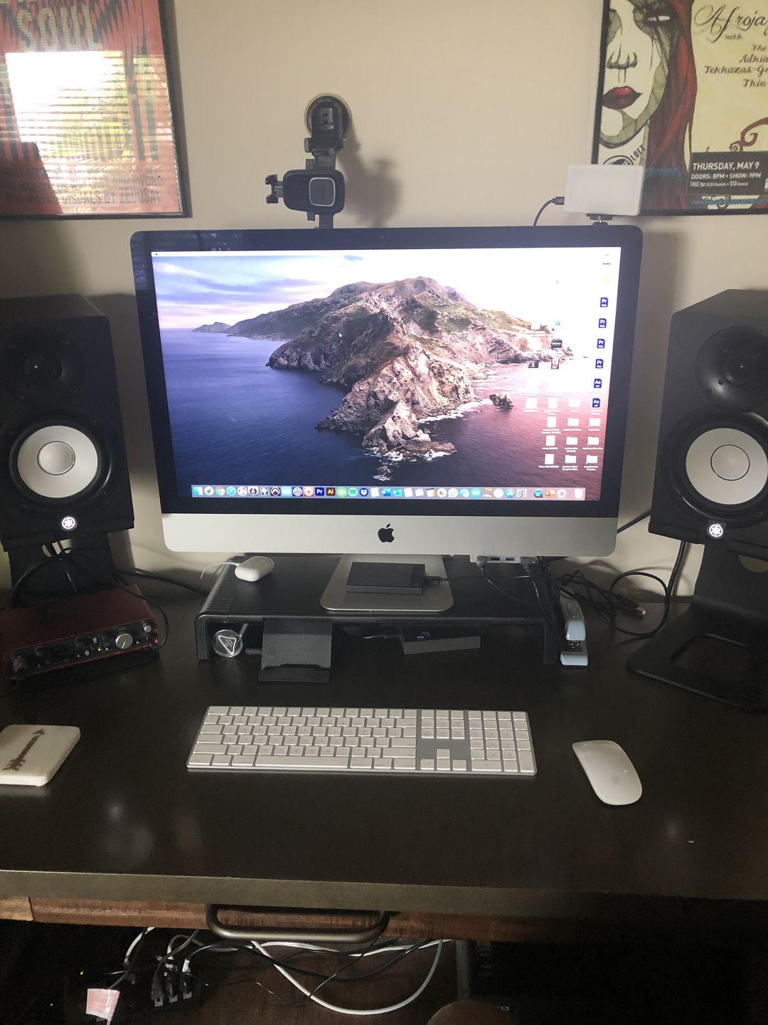 Customer photo review of SOUNDRISE PRO Studio Monitor Stands 9" | Made in USA | Pair