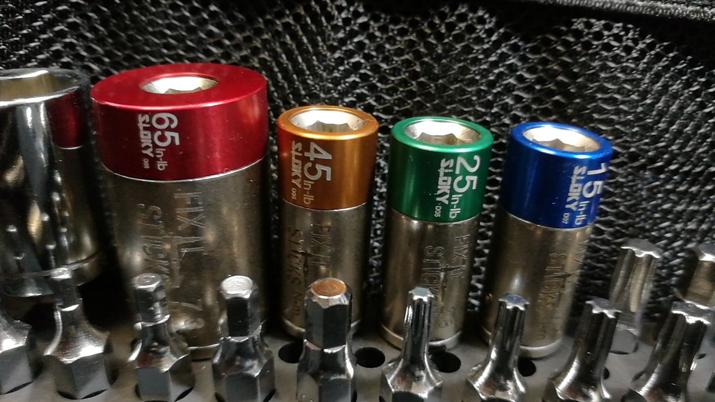 Customer photo review of 65, 45, 25 & 15 Inch Lbs Kit With Deluxe Case, T-Handle, and Extended Bit