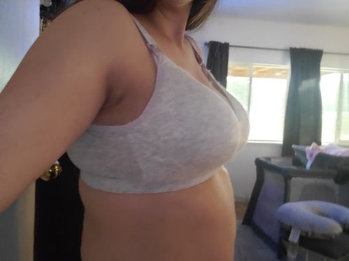 Customer photo review of Momma's Comfy Maternity Bra