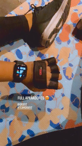 Customer photo review of Guantes Pesas GRAB Mujer