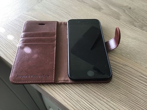 Customer photo review of Apple iPhone 7 32GB Matte Black Unlocked Refurbished Excellent