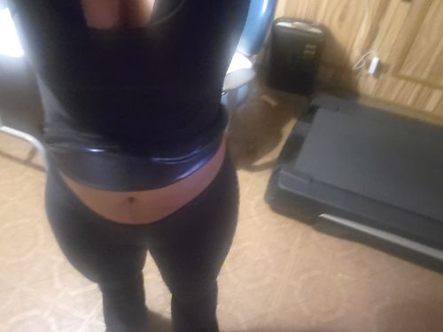 Customer photo review of Women's Heat Trapping Sweat Vest