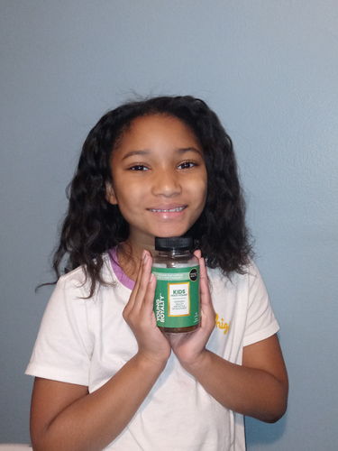 Customer photo review of YOUNG ROYALTY-Kids Daily Vitamin (plant-based) Gummies (45 Day Supply/ .55 Cent A Day) CLICK HERE