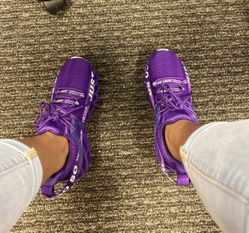 Customer photo review of Non-slip breathable sports shoes, Running Shoes Walking Non Slip Blade Type Sneakers [Limited time offer: Buy 2 Save More 15%]