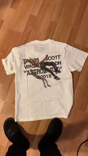 Customer photo review of "TS x VA" Tee