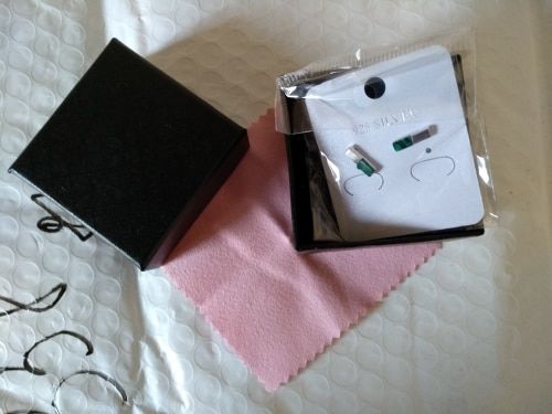 Customer photo review of Kleiner Malachit-Ohrring