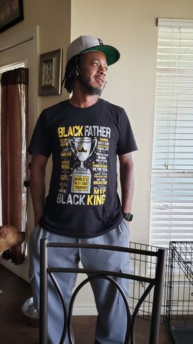 Customer photo review of World's Best Dad Trophy - Blk & Gld Premium