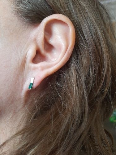 Customer photo review of Kleiner Malachit-Ohrring