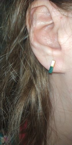 Customer photo review of Kleiner Malachit-Ohrring