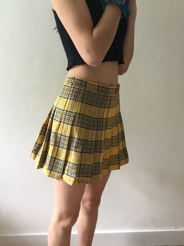 Customer photo review of "PLAID MAIDEN" SKIRT