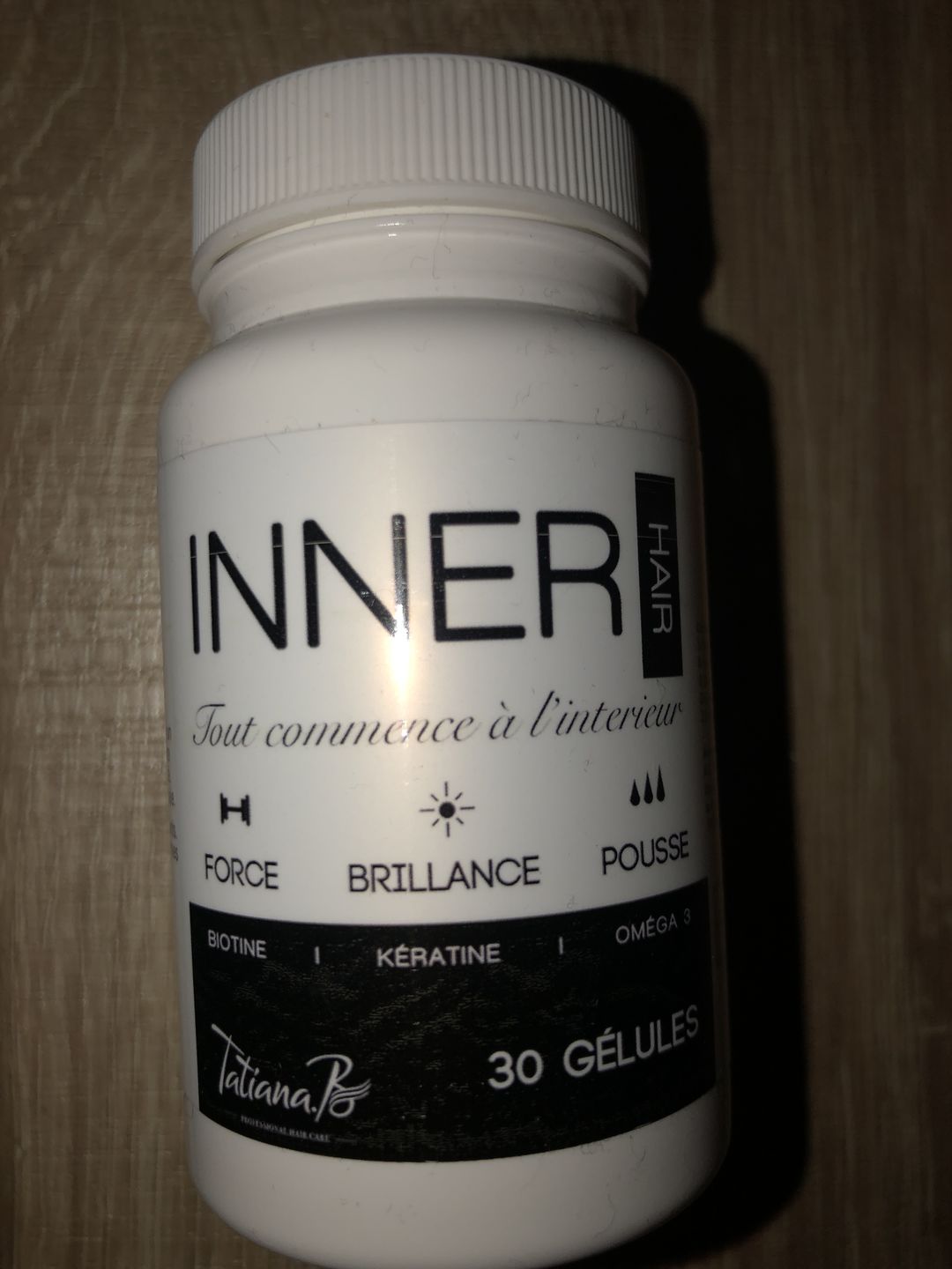 Customer photo review of INNER - VITAMINES POUR LES CHEVEUX - 1 MOIS