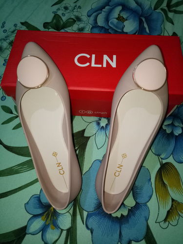 Customer photo review of Cybill Flat Ballerinas