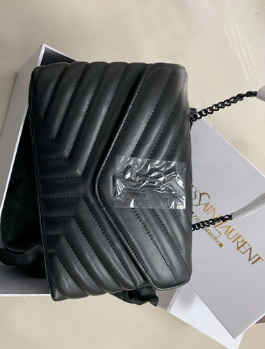 Customer photo review of LOULOU SMALL EN CUIR MATELASSÉ "Y"