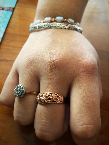 Customer photo review of 5 Plumerias PG Plated Rings