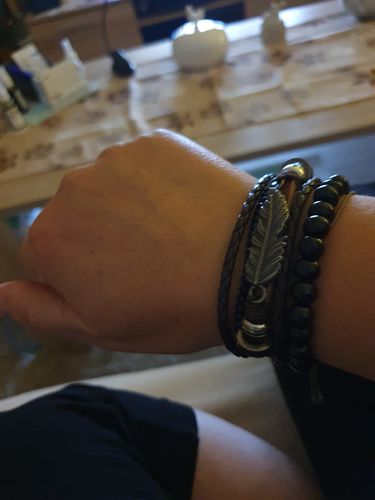 Customer photo review of Erebe-Armband